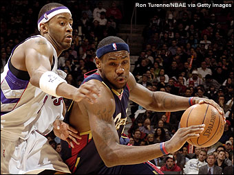 Cleveland VS Toronto : 81 - 100