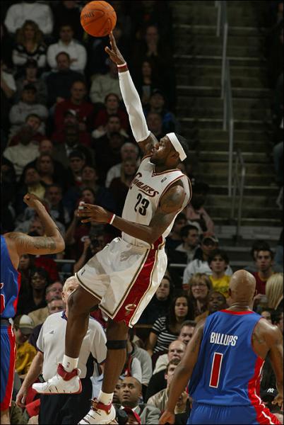 Cleveland VS Detroit : 87 -71 ( 14 - 11 )